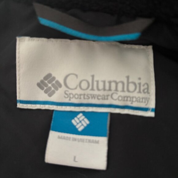 Columbia Softshell Jacket - EUC - Picture 7 of 8